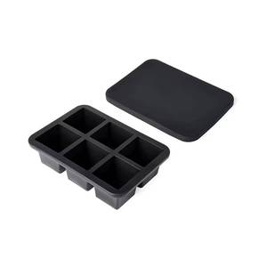 Molde de silicona para cubitos de hielo reutilizable y ecológico de 6 cavidades con tapa, en oferta. - Product Image 1