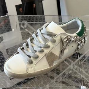 Nouvelles Chaussures de Luxe Designer Perles Blanches Gemmes Baskets de Course pour Couples en Cuir Véritable et Maille Respirante à Lacets Marque Personnalisée - Product Image 6