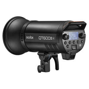 Flash de studio portable Godox Qt600iiim 600W 1/26100s avec synchronisation haute vitesse, système 2.4G intégré + <span class=keywords><strong>ampoule</strong></span> de modélisation LED 40W - Product Image 5