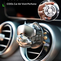 Diffuseur d'air pour voiture en forme de tête de chien, clip parfumé pour voiture en forme de chiot, ornement décoratif pour l'intérieur de la voiture