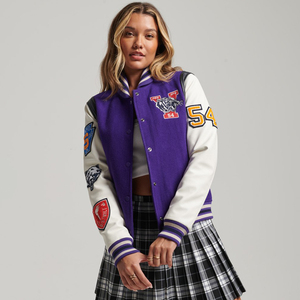 Veste universitaire à col pour femme en gros, personnalisable avec patch en chenille et manches en cuir, style baseball - Product Image 5