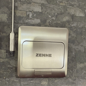 Presa a Pavimento Pop-up Impermeabile di Alta Qualità in Bronzo Fosforoso IP65 per Trasmissione Elettrica Industriale Personalizzata - Product Image 1