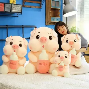 DL667 alta calidad personalizado San Valentín muñecas encantadoras peluche suave Animal lindo Ángel cerdo relleno con taza de té de la leche juguete de peluche