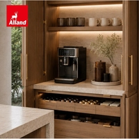 Meubles de cuisine inspirés du mobilier, placage noyer, avec rangement intégré, porte coulissante, panneau plat et îlot