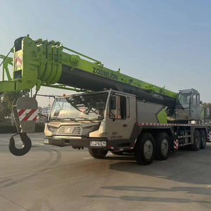 รถเครนบรรทุกมือสอง Zoomlion ZTC700 70 ตัน มาตรฐาน EPA สำหรับงานยกของหนัก - Product Image 1