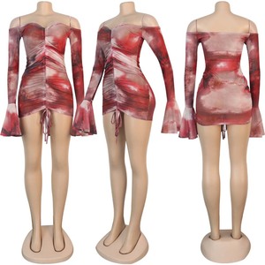 Abito Mini Plissettato Sexy da <span class=keywords><strong>Donna</strong></span> con Stampa Primaverile, Spalle Scoperte, Maniche a Campana, per Feste e Club - Product Image 3