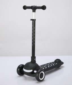 Nouveau modèle 2025 Trottinette pour enfants <span class=keywords><strong>à</strong></span> 3 roues avec éclairage sur la tige/le guidon et guidon réglable Trottinette Pro pour enfant Jouet <span class=keywords><strong>à</strong></span> roulettes - Product Image 5
