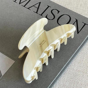 Pinces à <span class=keywords><strong>cheveux</strong></span> en acétate <span class=keywords><strong>noir</strong></span> Yuxi 10 cm, haute qualité, usage quotidien, style minimaliste pour femmes, logo personnalisé, décoration pour <span class=keywords><strong>cheveux</strong></span> - Product Image 5