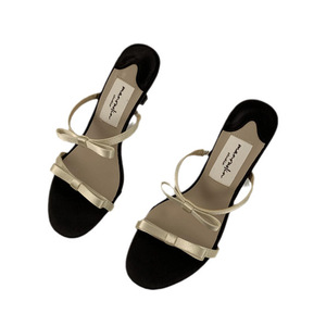Sandalias de Tacón Alto con Diseño de Tiras, Estilo Hada Francesa, Punta Abierta, Color Negro para Mujer, Tacón Delgado para Hombre, Hermosas para las Tendencias de Moda de Verano - Product Image 3