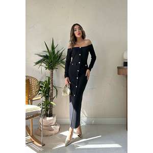 เดรสไหมพรมสีดำแบบเปิดไหล่ทรงเข้ารูปเอวธรรมชาติสำหรับผู้หญิง - Product Image 5