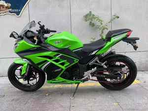 Moto sportive <span class=keywords><strong>Kawasaki</strong></span> <span class=keywords><strong>Ninja</strong></span> 400cc d'occasion à essence de Guangdong avec une vitesse maximale de plus de 80 km/h pour la conduite en ville - Product Image 2