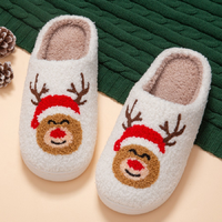 Chaussons de Noël personnalisés 2024 en forme de bonhomme en pain d'épices, doux et confortables pour la maison