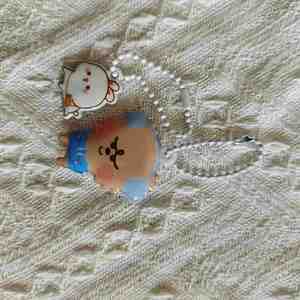 Gift UV Printed PVC Keychains Acrylic Beaded Phone Case Pendant Mini Bottle Design with Unique Style - Product Image 2