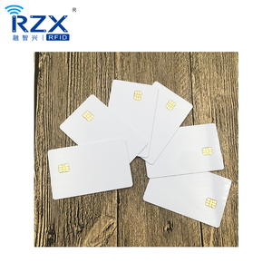 13.56MHz RFID từ sọc CR80 Trắng trống thẻ sle4442 <span class=keywords><strong>chip</strong></span> <span class=keywords><strong>chip</strong></span> thông minh PVC IC trống thẻ tín dụng không thấm nước - Product Image 6