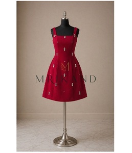 Vestido de Fiesta Mini de Algodón y Seda de Diseñador con Bordado de Piedras Brillantes y Lazo Decorativo en la Espalda, Ropa de Moda Femenina - Product Image 2