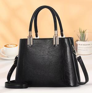 Nouvelle tendance en gros de luxe en cuir PU femme sacs à <span class=keywords><strong>main</strong></span> dames couleur unie <span class=keywords><strong>sac</strong></span> à <span class=keywords><strong>main</strong></span> gland femmes sacs à <span class=keywords><strong>main</strong></span> - Product Image 4
