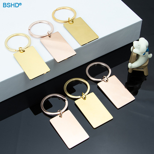 Fabricante <span class=keywords><strong>Spot</strong></span> Espejo de alta calidad Pulido Acero inoxidable Chapado en oro Impresión Llavero en blanco Logotipo grabado Llaveros - Product Image 3