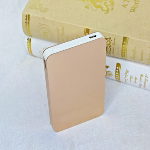 Set de Regalo Empresarial 4 en 1 Exclusivo para Hombres de Design Company: Termo de Alta Gama, Batería Externa, Memoria USB y Bolígrafo - Product Image 4