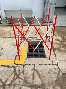 Protezione di sicurezza per botola in metallo pieghevole recinzione per barricata protetta con blocco stradale quadrato a quattro lati - Product Image 4