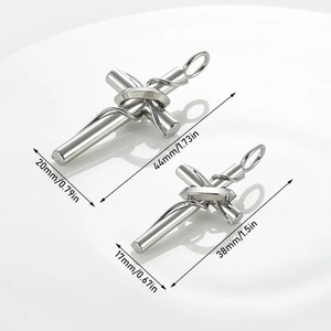 Collana con ciondolo a croce in acciaio inossidabile 316L per coppie, ciondolo a croce dell'amore per uomo e donna, regalo <span class=keywords><strong>di</strong></span> anniversario. - Product Image 6