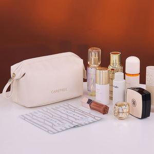 Nouvelle trousse de toilette compacte pour femme, résistante à l'eau, en PU durable, de grande taille, de qualité supérieure, portable, pour le voyage, avec poignée souple et fermeture éclair - Product Image 1