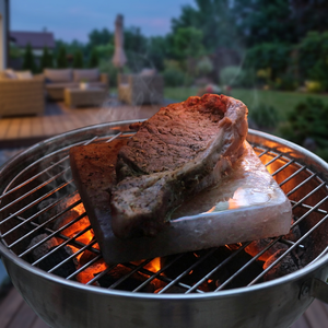 Premium quality 2025 Refined Himalayan Salt Cooking Slab Block Round Premium Quality Grilling Kitchen Use Customizable Size - Product Image 1