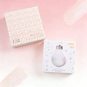 Polvo Iluminador Gogo Glow Color Champán con Espejo Compacto para Iluminar el Rostro y un Acabado Duradero - Product Image 2