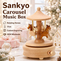 Boîte à musique carrousel en bois avec chevaux rotatifs, mouvement Sankyo 18 notes, gravure personnalisée, cadeau de Noël