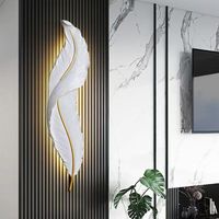 Applique Murale LED Moderne et Simple en Forme de Plume, Design Feuille Tendance en Résine, 3 Températures de Couleur, Intensité Variable, Idéale pour Salon, Chambre de Luxe, Chevet, Café