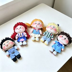 Muñeca de Peluche Afro-Crepona de Dibujos Animados al por Mayor, con Embalaje en Bolsa de Malla de Poliéster, Colgante Encantador, Pequeño Regalo Promocional - Product Image 2