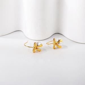Pendientes Clásicos de Perlas con Lazo, Chapados en Oro de 18K, Joyería de Moda Vintage, Regalo Encantador para Fiestas, Bodas, para Hombre y Mujer - Product Image 4