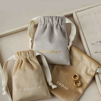 Sac de rangement pour perruques en velours de haute qualité avec cordon de serrage, réutilisable, emballage cosmétique, sac cadeau, vente en gros