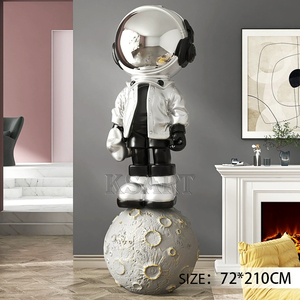 Scultura di benvenuto di Mei Chen statua moderna creativa in fibra di vetro per la decorazione della casa in resina - Product Image 2