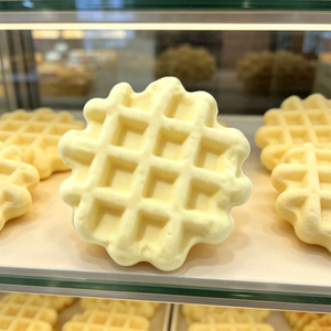 Gaufre belge ronde de 4,3 pouces, fausse gaufre moelleuse, accessoire de présentation, ornement pour photographie culinaire, vitrine de boulangerie, décoration artisanale DIY pour la maison - Product Image 1