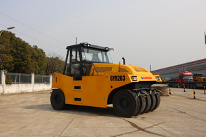 ลูกกลิ้งยางลมพร้อมระบบสั่นสะเทือนและระบบสั่นสำหรับการบดอัดอเนกประสงค์ - Product Image 4