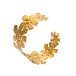 Pulsera de Oro con Diseño Floral, Acero Inoxidable 18K, Estilo Abierto, Joyería Unisex para Fiestas - Product Image 5