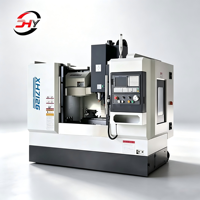 Centre d'usinage vertical CNC XH7126 3 axes BT40 à guidage linéaire, petite fraiseuse CNC pour le traitement des moules