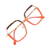 82043 femmes grand cadre plat lunettes Anti-lumière bleue myopie lunettes Internet populaire maquillage mode Ins peut être équipé