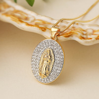 Pendentif ovale Madonna tendance en zircon incrusté, bijou religieux de luxe bicolore électroplaqué, vente chaude pour femme