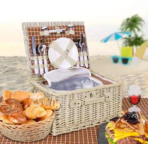 Panier <span class=keywords><strong>de</strong></span> pique-nique pliable en <span class=keywords><strong>osier</strong></span> gris pour 2 à 4 personnes, avec table et couverture, en plastique noir isolé, style luxe abordable - Product Image 1