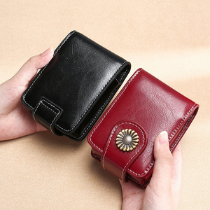 Cartera Pequeña Vintage de Cuero PU para Hombre con Cadena, Borla, Forro de Poliéster, Patrón de Hilo y Cierre de Cremallera con Broche - Product Image 4