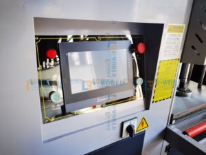 Vente directe d'usine, machine de fraisage automatique à trois axes à commande PLC pour le traitement des fenêtres et des portes en aluminium - Product Image 3
