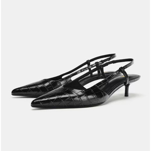 Scarpe da Sposa Autunno/Inverno da Donna in Vernice Nera con Tacco Sottile Super Alto (8cm+) con Punta a Spillo e Cinturino Posteriore - Product Image 2