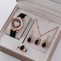 Set 2/5/6 Buah Jam Tangan Dial Hati Wanita Jam Tangan Wanita Desain Bermerek Jam Tangan Wanita Tali Kulit Jam Tangan Kuarsa Kasual Sederhana