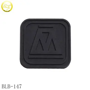 Marchio della gomma di silicone in rilievo su ordinazione di patch piccolo nero scarpe di gomma morbida badge per abbigliamento