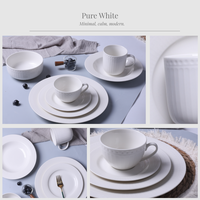 Vaisselle en céramique fine en porcelaine blanche pure, collection à bordure perlée, nouveau style minimaliste moderne, service de table pour une salle à manger élégante