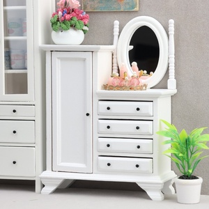 Armadio Guardaroba in Stile Europeo in Miniatura 1:12 per Casa delle Bambole, Scenografia in Micro Paesaggio, Ornamenti per Scenari di Gioco con Cibo, in Legno - Product Image 4