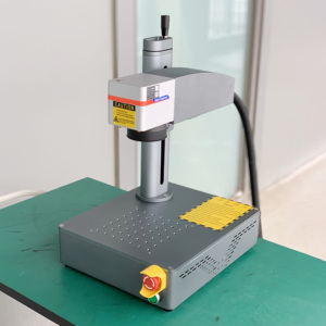 Chính xác 20w 30w 50w sợi <span class=keywords><strong>laser</strong></span> xách tay <span class=keywords><strong>laser</strong></span> đánh dấu máy cho kim loại 80w <span class=keywords><strong>laser</strong></span> cắt và khắc vàng và bạc trang sức - Product Image 3