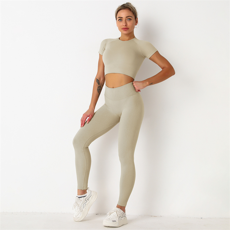 9 colors Fashion Modern Breathable Workout Clothing Women Active Wear Yoga Set hygroscopic Hot Sale