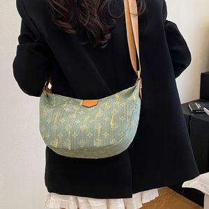 เทรนด์ใหม่ปี 2025: กระเป๋าสะพายไหล่สไตล์ลำลองสำหรับผู้หญิง กระเป๋าถือวัสดุ PU สไตล์เรโทร 6005 - Product Image 5